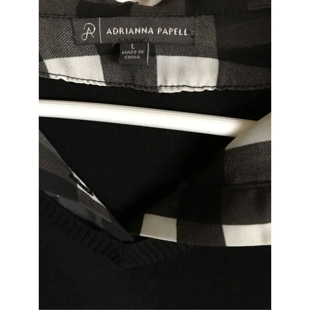 Adrianna Papell blouse Sweater size Large black white check